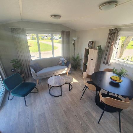 Tynaarlo Gezellig Chalet Op Een Prachtige Plek In Drenthe Met Vrij Uitzicht 빌라 외부 사진