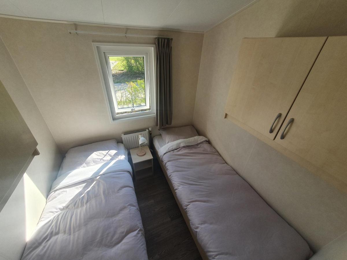 Tynaarlo Gezellig Chalet Op Een Prachtige Plek In Drenthe Met Vrij Uitzicht 빌라 외부 사진
